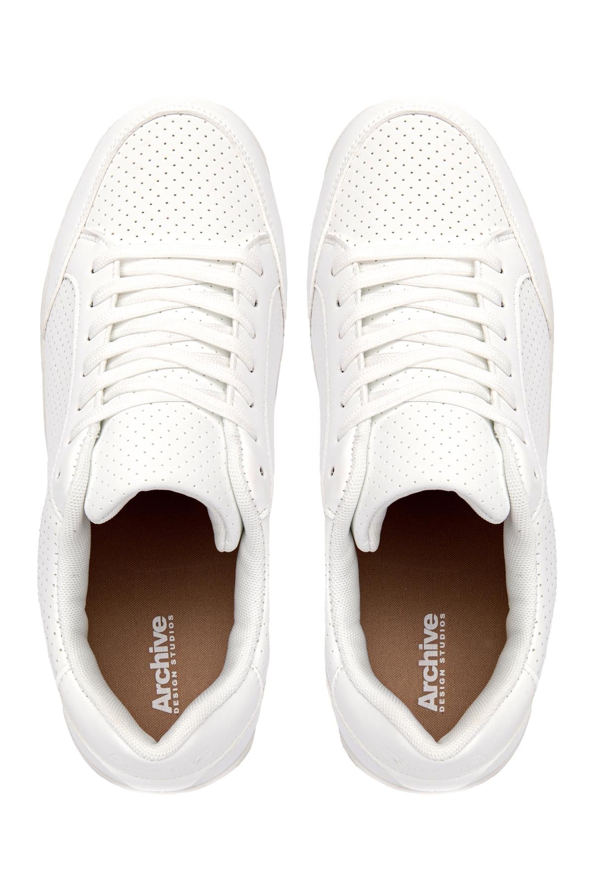 Court Trainers White