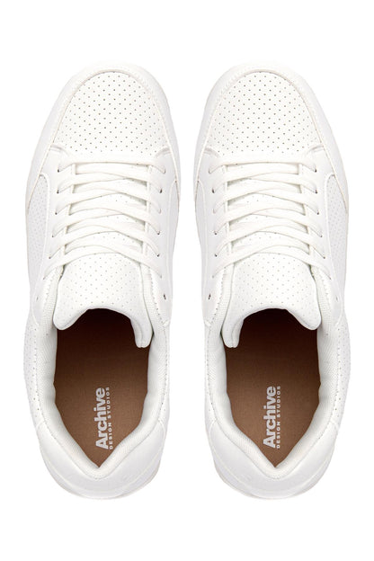 Court Trainers White