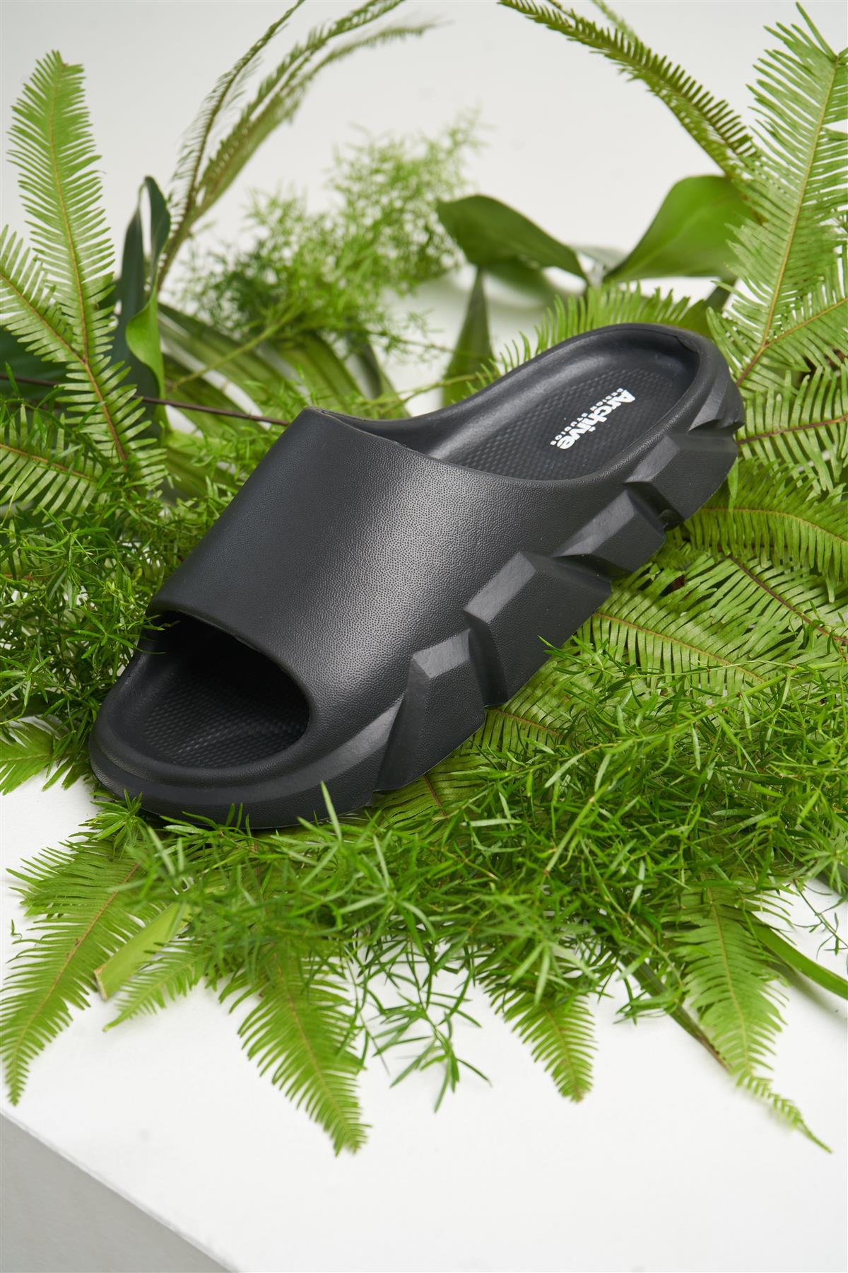 Hexo Sandal Black